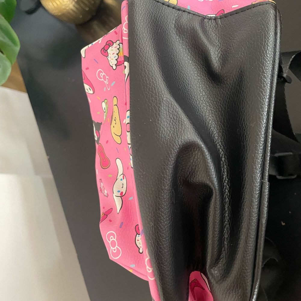 Hello Kitty mini backpack - Picture 5 of 5